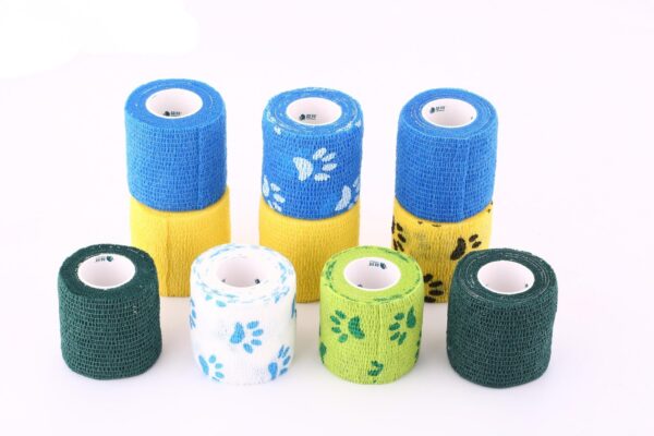 Bitterant-containing Elastic Bandage for Animals