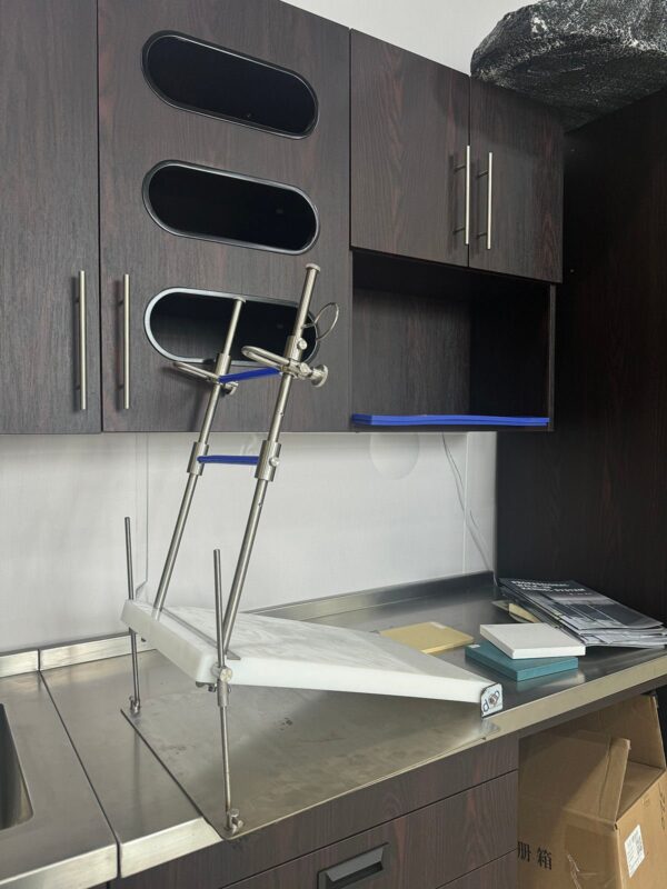 Veterinary Rodent Opener