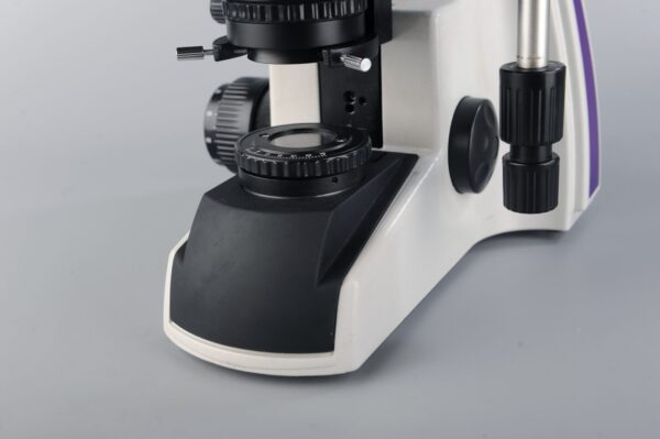IWA-TB01 Trinocular Biological Microscope