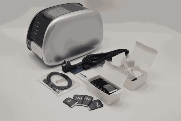 IDEN-CR01 package contents — scanner, power cord, USB cable, image plates, accessories